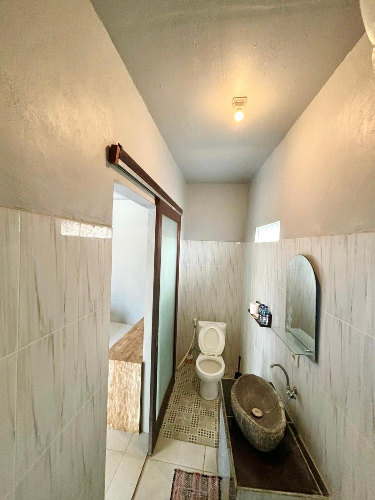 The Lima Home Stay In Canggu Exteriör bild