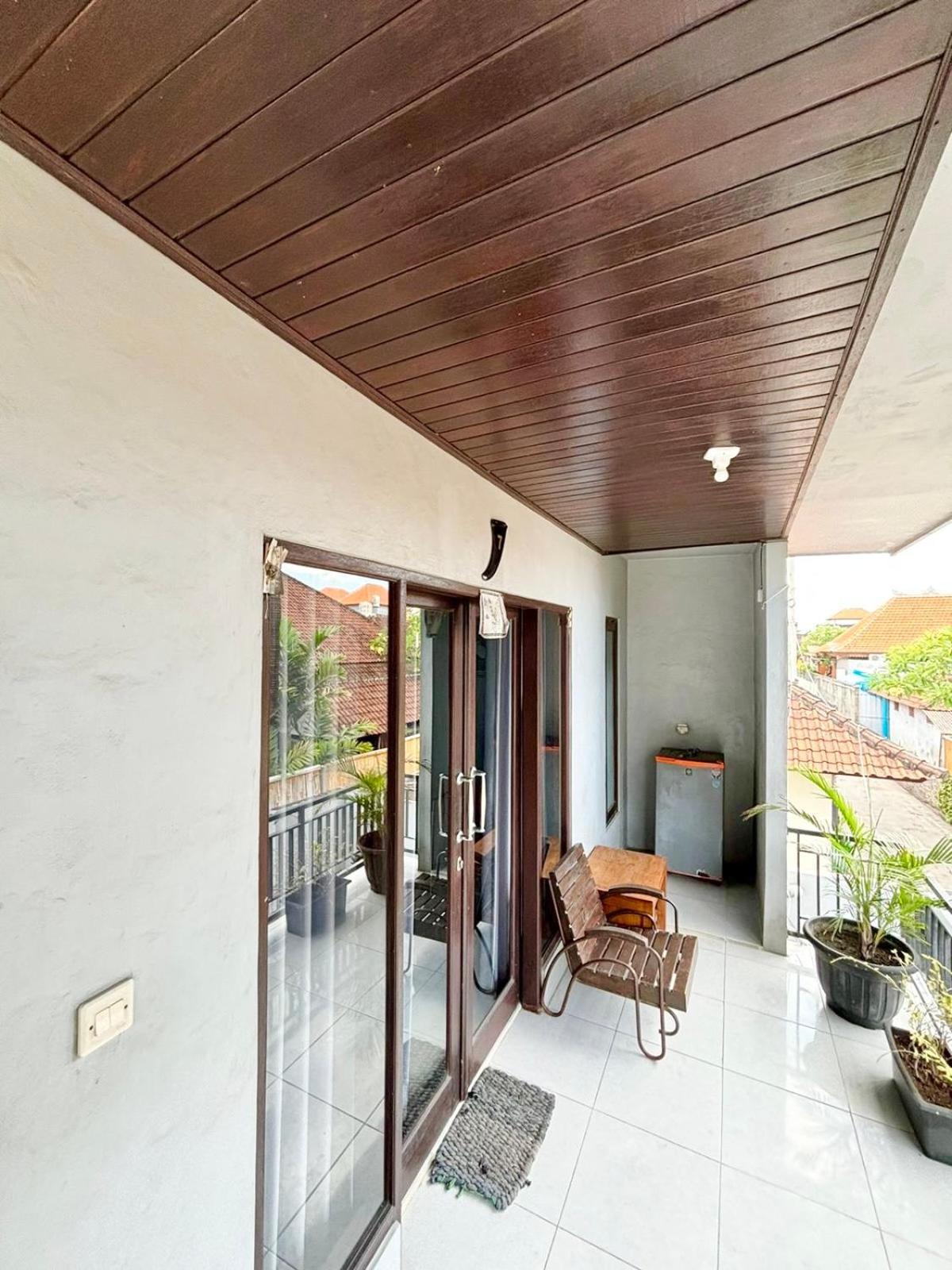 The Lima Home Stay In Canggu Exteriör bild